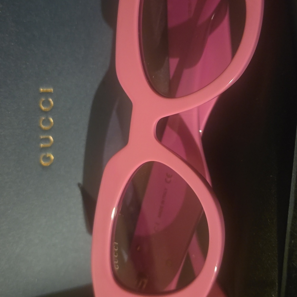 Gucci Bold Pink Sunglasses with Gold Accents - Picture 2 of 2